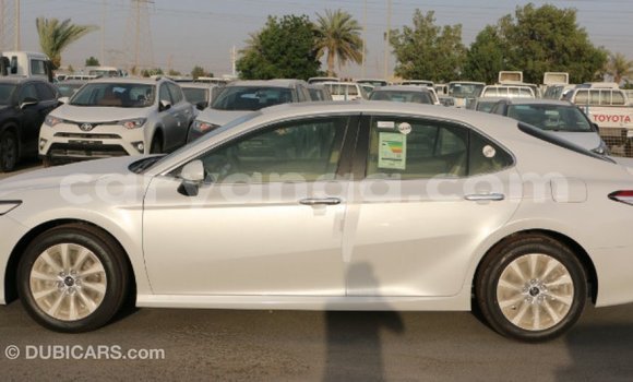 Buy Import Toyota Camry White Car in Import - Dubai in Malawi Buy Import Toyota Camry White Car in Import - Dubai in Malawi