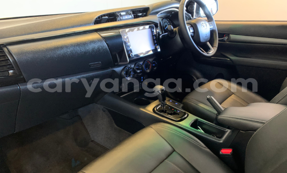 Nunua Ilio tumika Toyota Hilux White Gari ndani ya Blantyre nchini Malawi Nunua Ilio tumika Toyota Hilux White Gari ndani ya Blantyre nchini Malawi