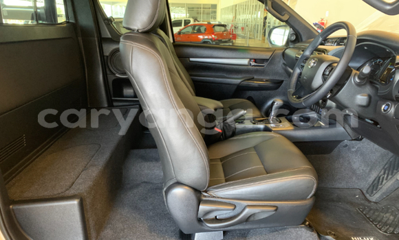 Nunua Ilio tumika Toyota Hilux White Gari ndani ya Blantyre nchini Malawi Nunua Ilio tumika Toyota Hilux White Gari ndani ya Blantyre nchini Malawi