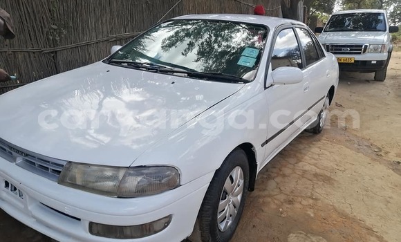Buy Used Toyota Caldina White Car in Blantyre in Malawi