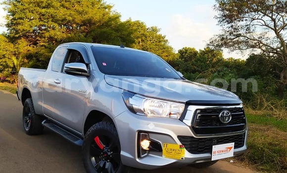 Nunua Ilio tumika Toyota Hilux Silver Gari ndani ya Blantyre nchini Malawi Nunua Ilio tumika Toyota Hilux Silver Gari ndani ya Blantyre nchini Malawi