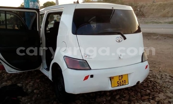 Nunua Ilio tumika Toyota bB White Gari ndani ya Blantyre nchini Malawi Nunua Ilio tumika Toyota bB White Gari ndani ya Blantyre nchini Malawi