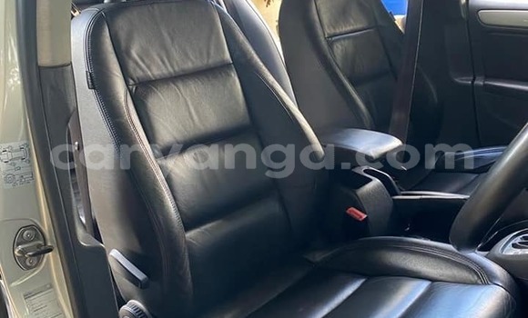 Nunua Ilio tumika Volkswagen Golf Beige Gari ndani ya Lilongwe nchini Malawi Nunua Ilio tumika Volkswagen Golf Beige Gari ndani ya Lilongwe nchini Malawi