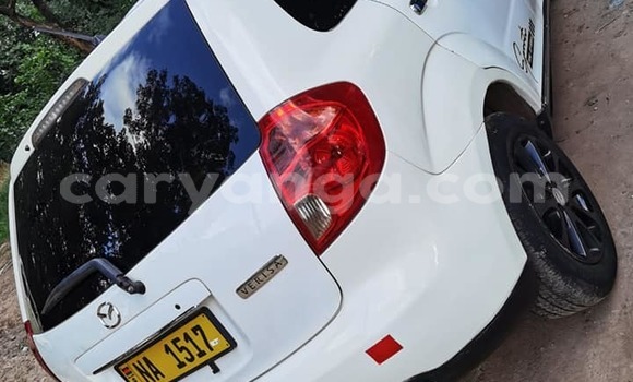 Nunua Ilio tumika Mazda Verisa White Gari ndani ya Blantyre nchini Malawi Nunua Ilio tumika Mazda Verisa White Gari ndani ya Blantyre nchini Malawi