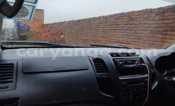 Nunua Ilio tumika Toyota Hilux Black Gari ndani ya Blantyre nchini Malawi Nunua Ilio tumika Toyota Hilux Black Gari ndani ya Blantyre nchini Malawi