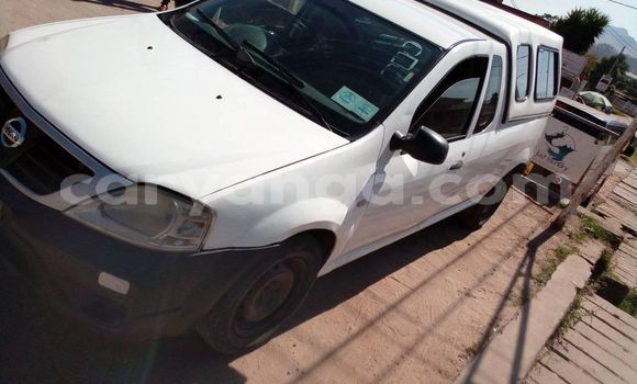 Buy Used Nissan NP 300 White Car in Blantyre in Malawi Buy Used Nissan NP 300 White Car in Blantyre in Malawi