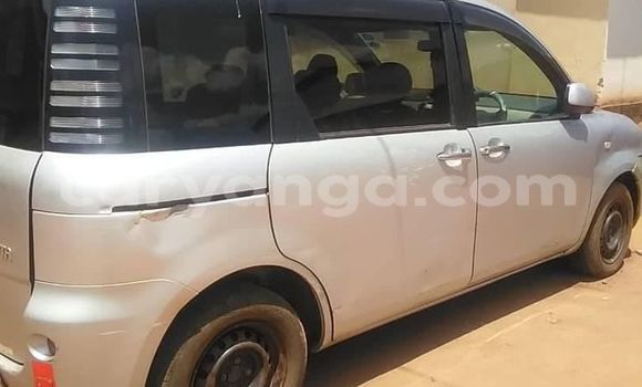 Buy Used Toyota Sienta Silver Car in Blantyre in Malawi Buy Used Toyota Sienta Silver Car in Blantyre in Malawi