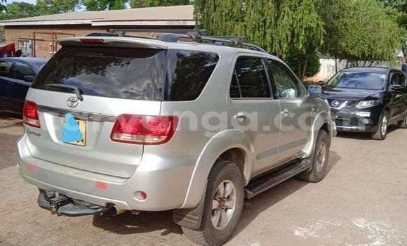 Buy Used Toyota Fortuner Silver Car in Lilongwe in Malawi Buy Used Toyota Fortuner Silver Car in Lilongwe in Malawi