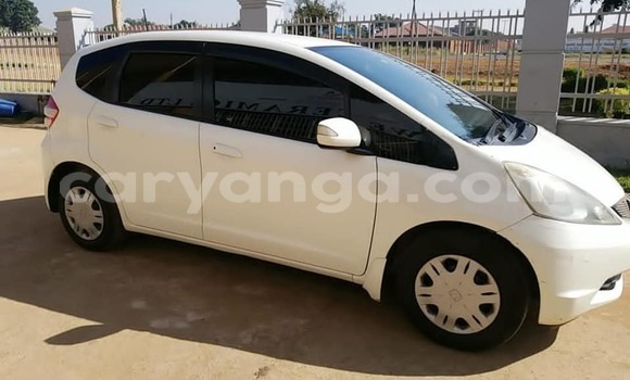 Buy Used Honda FIT White Car in Lilongwe in Malawi Buy Used Honda FIT White Car in Lilongwe in Malawi