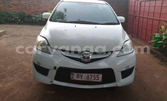 Nunua Ilio tumika Mazda Premacy White Gari ndani ya Lilongwe nchini Malawi Nunua Ilio tumika Mazda Premacy White Gari ndani ya Lilongwe nchini Malawi