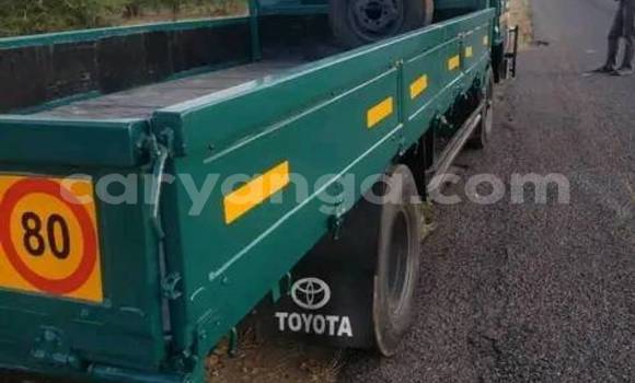 Nunua Ilio tumika Toyota Dyna Green Gari ndani ya Lilongwe nchini Malawi Nunua Ilio tumika Toyota Dyna Green Gari ndani ya Lilongwe nchini Malawi