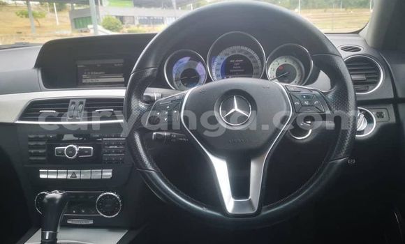 Nunua Ilio tumika Mercedes‒Benz C–Class Blue Gari ndani ya Lilongwe nchini Malawi Nunua Ilio tumika Mercedes‒Benz C–Class Blue Gari ndani ya Lilongwe nchini Malawi