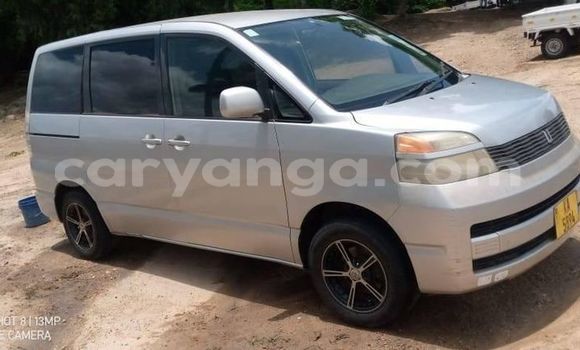 Nunua Ilio tumika Toyota Voxy Silver Gari ndani ya Lilongwe nchini Malawi Nunua Ilio tumika Toyota Voxy Silver Gari ndani ya Lilongwe nchini Malawi