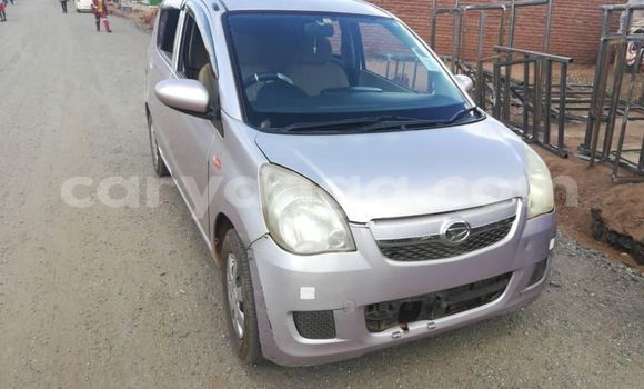 Nunua Ilio tumika Daihatsu Mira Silver Gari ndani ya Lilongwe nchini Malawi Nunua Ilio tumika Daihatsu Mira Silver Gari ndani ya Lilongwe nchini Malawi