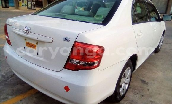 Acheter Occasion Voiture Toyota Axio Blanc à Blantyre, Malawi Acheter Occasion Voiture Toyota Axio Blanc à Blantyre, Malawi
