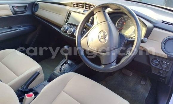 Acheter Occasion Voiture Toyota Axio Blanc à Blantyre, Malawi Acheter Occasion Voiture Toyota Axio Blanc à Blantyre, Malawi