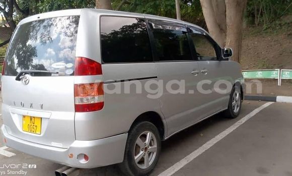 Buy Used Toyota Voxy Silver Car in Blantyre in Malawi Buy Used Toyota Voxy Silver Car in Blantyre in Malawi