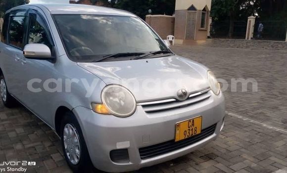 Buy Used Toyota Sienta Silver Car in Blantyre in Malawi Buy Used Toyota Sienta Silver Car in Blantyre in Malawi