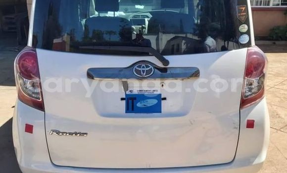 Buy Used Toyota Ractis White Car in Blantyre in Malawi Buy Used Toyota Ractis White Car in Blantyre in Malawi