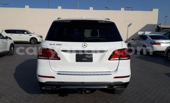 Nunua Ilio tumika Mercedes‒Benz GLE White Gari ndani ya Zomba nchini Malawi Nunua Ilio tumika Mercedes‒Benz GLE White Gari ndani ya Zomba nchini Malawi