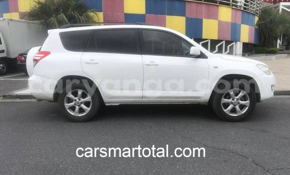 Buy Used Toyota RAV4 White Car in Import - Dubai in Malawi Buy Used Toyota RAV4 White Car in Import - Dubai in Malawi