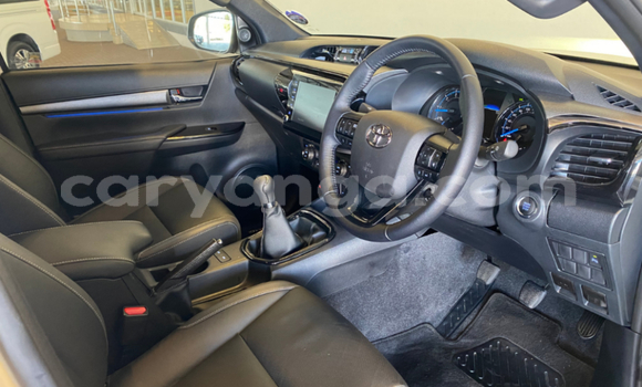 Nunua Ilio tumika Toyota Hilux White Gari ndani ya Blantyre nchini Malawi Nunua Ilio tumika Toyota Hilux White Gari ndani ya Blantyre nchini Malawi