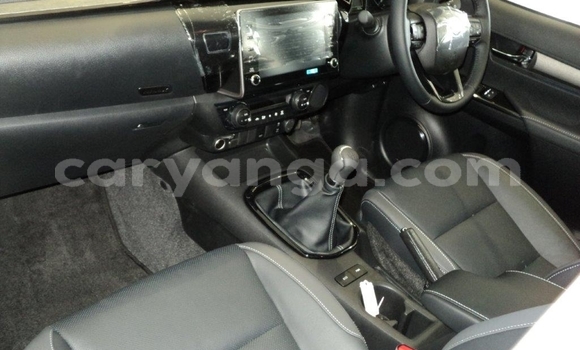 Nunua Ilio tumika Toyota Hilux Silver Gari ndani ya Blantyre nchini Malawi Nunua Ilio tumika Toyota Hilux Silver Gari ndani ya Blantyre nchini Malawi
