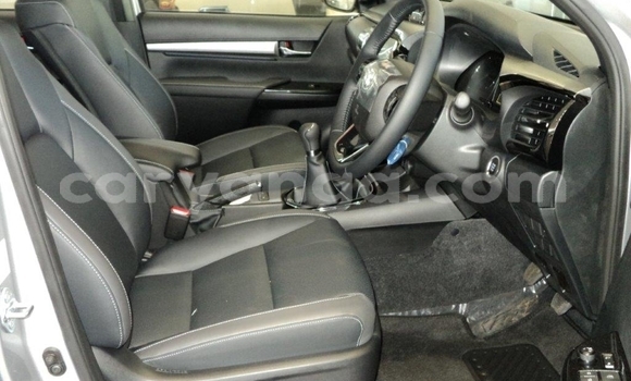 Nunua Ilio tumika Toyota Hilux Silver Gari ndani ya Blantyre nchini Malawi Nunua Ilio tumika Toyota Hilux Silver Gari ndani ya Blantyre nchini Malawi