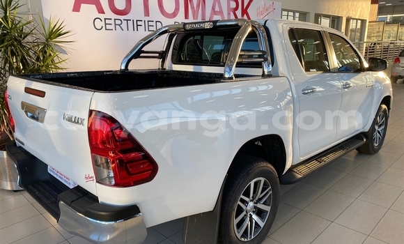 Nunua Ilio tumika Toyota Hilux White Gari ndani ya Blantyre nchini Malawi Nunua Ilio tumika Toyota Hilux White Gari ndani ya Blantyre nchini Malawi