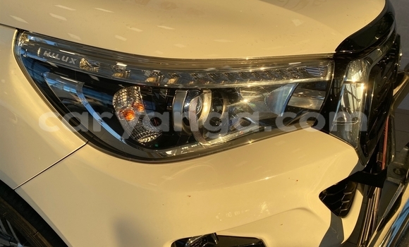 Nunua Ilio tumika Toyota Hilux White Gari ndani ya Blantyre nchini Malawi Nunua Ilio tumika Toyota Hilux White Gari ndani ya Blantyre nchini Malawi