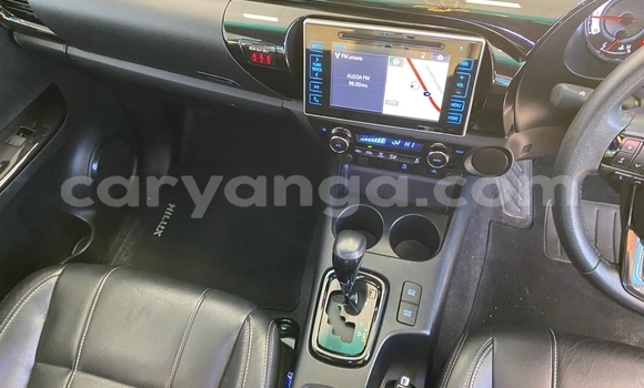 Nunua Ilio tumika Toyota Hilux White Gari ndani ya Blantyre nchini Malawi Nunua Ilio tumika Toyota Hilux White Gari ndani ya Blantyre nchini Malawi