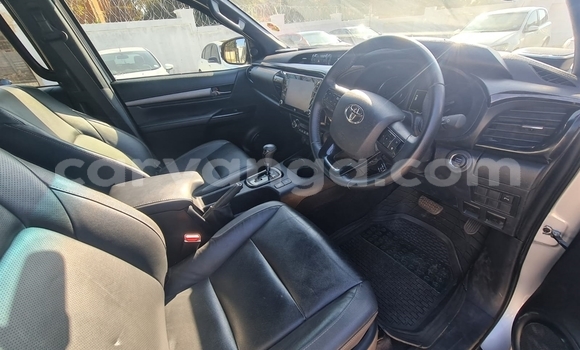 Nunua Ilio tumika Toyota Hilux Silver Gari ndani ya Blantyre nchini Malawi Nunua Ilio tumika Toyota Hilux Silver Gari ndani ya Blantyre nchini Malawi