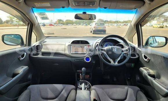 Buy Used Honda FIT Silver Car in Blantyre in Malawi Buy Used Honda FIT Silver Car in Blantyre in Malawi