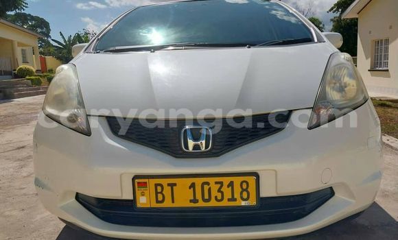 Buy Used Honda FIT White Car in Blantyre in Malawi Buy Used Honda FIT White Car in Blantyre in Malawi