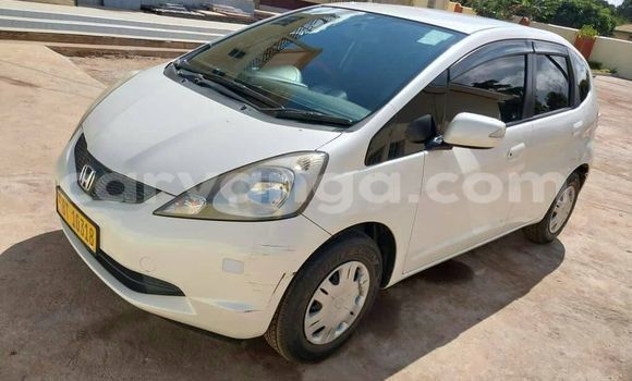 Buy Used Honda FIT White Car in Blantyre in Malawi Buy Used Honda FIT White Car in Blantyre in Malawi