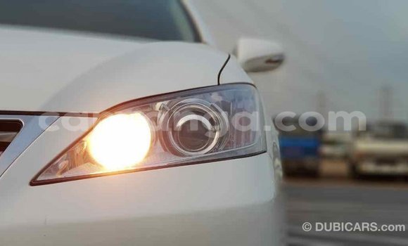 Buy Import Lexus ES White Car in Import - Dubai in Malawi Buy Import Lexus ES White Car in Import - Dubai in Malawi