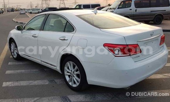 Buy Import Lexus ES White Car in Import - Dubai in Malawi
