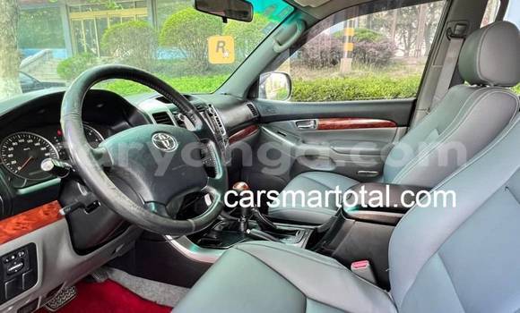Buy Used Toyota Prado White Car in Kasungu in Malawi Buy Used Toyota Prado White Car in Kasungu in Malawi