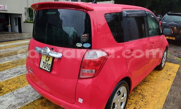 Acheter Occasion Voiture Toyota Ractis Rouge à Blantyre, Malawi Acheter Occasion Voiture Toyota Ractis Rouge à Blantyre, Malawi