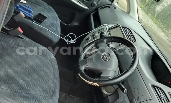 Acheter Occasion Voiture Toyota Ractis Rouge à Blantyre, Malawi Acheter Occasion Voiture Toyota Ractis Rouge à Blantyre, Malawi