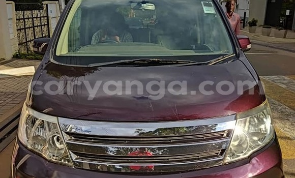 Acheter Occasion Voiture Nissan Serena Rouge à Blantyre, Malawi Acheter Occasion Voiture Nissan Serena Rouge à Blantyre, Malawi