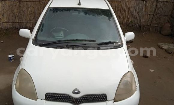 Acheter Occasion Voiture Toyota Vitz Blanc à Blantyre, Malawi Acheter Occasion Voiture Toyota Vitz Blanc à Blantyre, Malawi