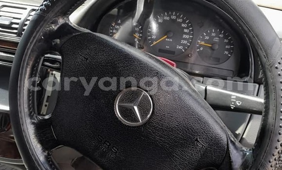 Acheter Occasion Voiture Mercedes‒Benz ML–Class Blanc à Blantyre, Malawi Acheter Occasion Voiture Mercedes‒Benz ML–Class Blanc à Blantyre, Malawi