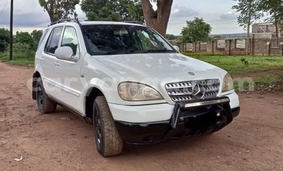 Acheter Occasion Voiture Mercedes‒Benz ML–Class Blanc à Blantyre, Malawi Acheter Occasion Voiture Mercedes‒Benz ML–Class Blanc à Blantyre, Malawi