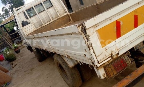 Acheter Occasion Voiture Toyota Dyna Blanc à Blantyre, Malawi Acheter Occasion Voiture Toyota Dyna Blanc à Blantyre, Malawi