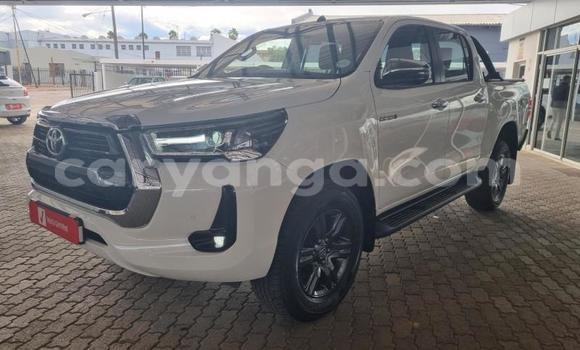 Nunua Ilio tumika Toyota Hilux White Gari ndani ya Blantyre nchini Malawi Nunua Ilio tumika Toyota Hilux White Gari ndani ya Blantyre nchini Malawi