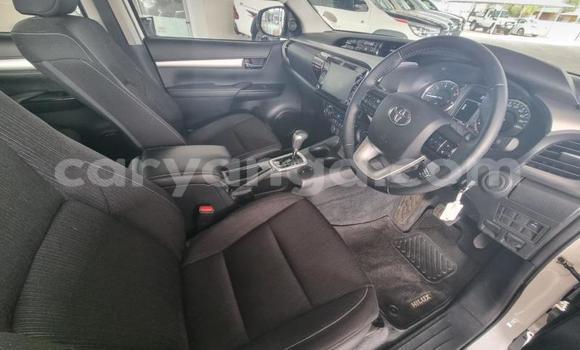 Nunua Ilio tumika Toyota Hilux White Gari ndani ya Blantyre nchini Malawi Nunua Ilio tumika Toyota Hilux White Gari ndani ya Blantyre nchini Malawi