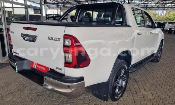 Nunua Ilio tumika Toyota Hilux White Gari ndani ya Blantyre nchini Malawi Nunua Ilio tumika Toyota Hilux White Gari ndani ya Blantyre nchini Malawi