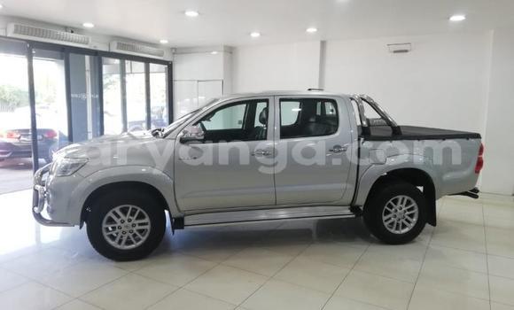 Nunua Ilio tumika Toyota Hilux Silver Gari ndani ya Blantyre nchini Malawi Nunua Ilio tumika Toyota Hilux Silver Gari ndani ya Blantyre nchini Malawi