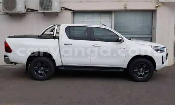 Nunua Ilio tumika Toyota Hilux White Gari ndani ya Blantyre nchini Malawi Nunua Ilio tumika Toyota Hilux White Gari ndani ya Blantyre nchini Malawi